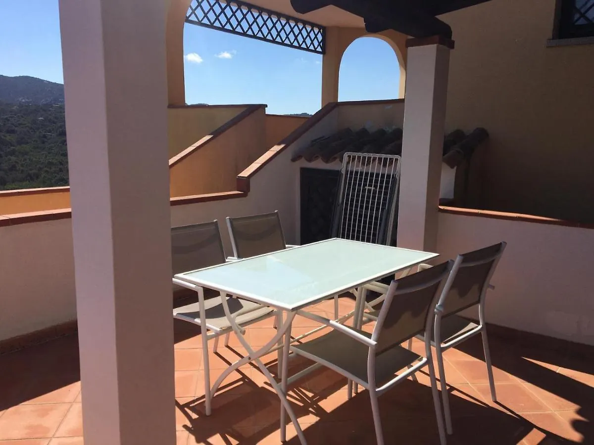 Vallemare Residence E Studios Cala Bitta 3*,
