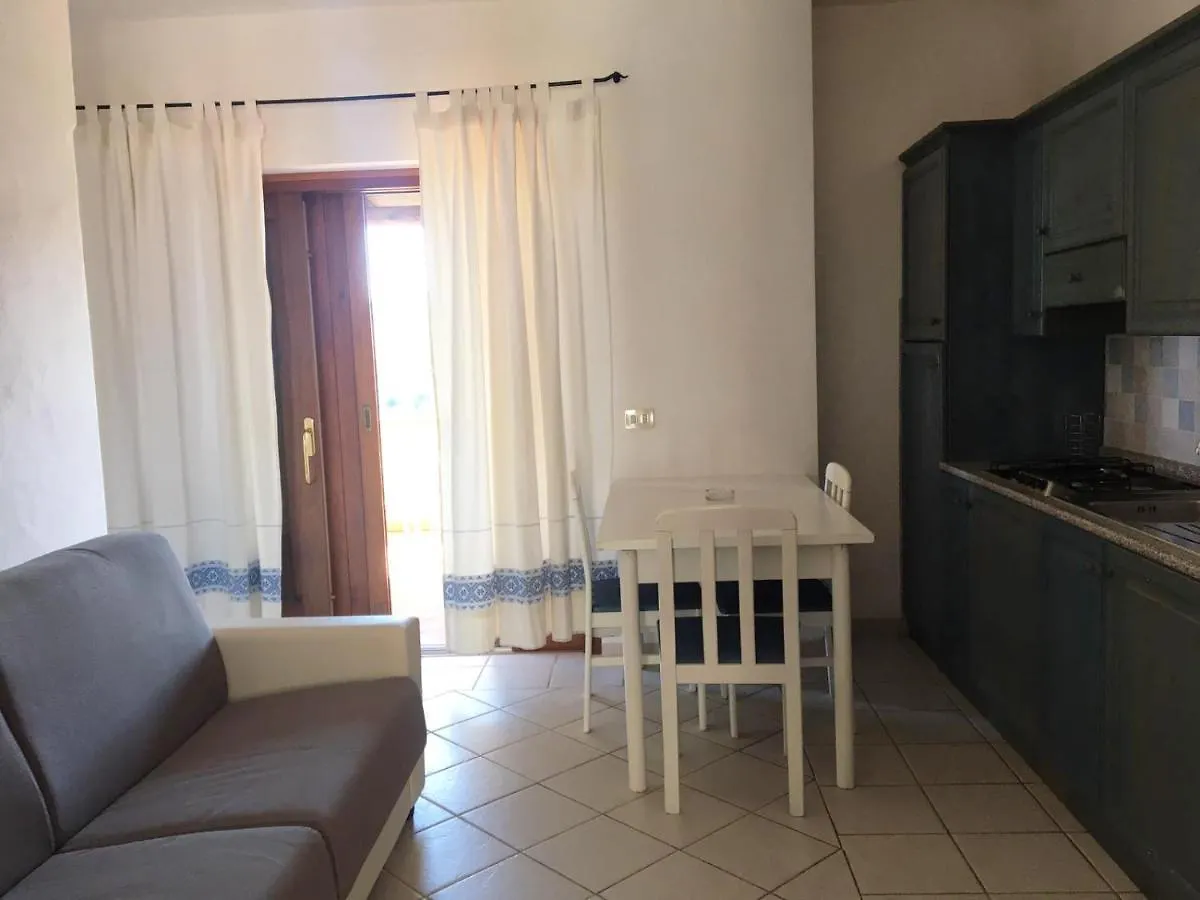 Vallemare Residence E Studios Cala Bitta Aparthotel