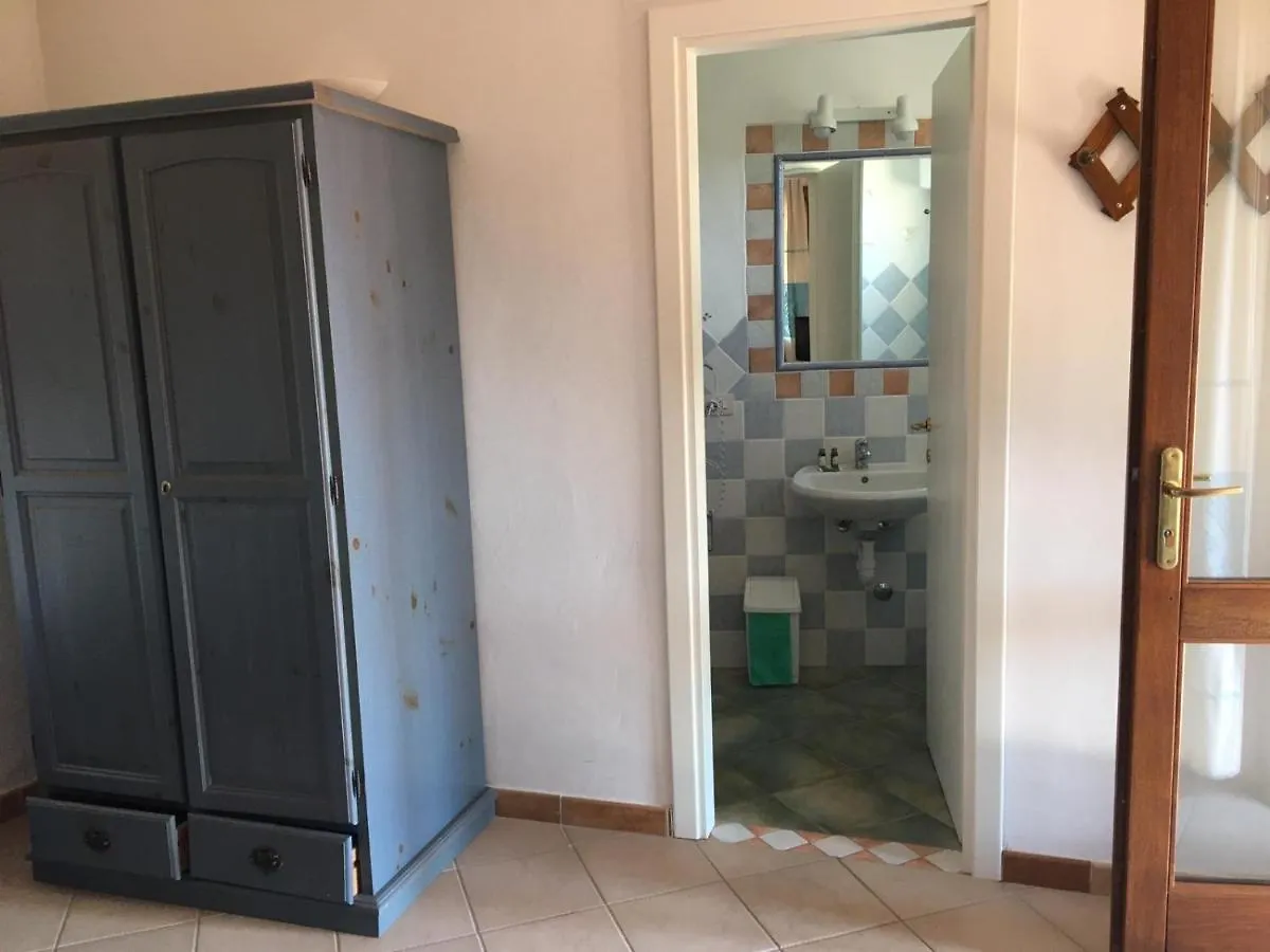 Vallemare Residence E Studios Cala Bitta Aparthotel