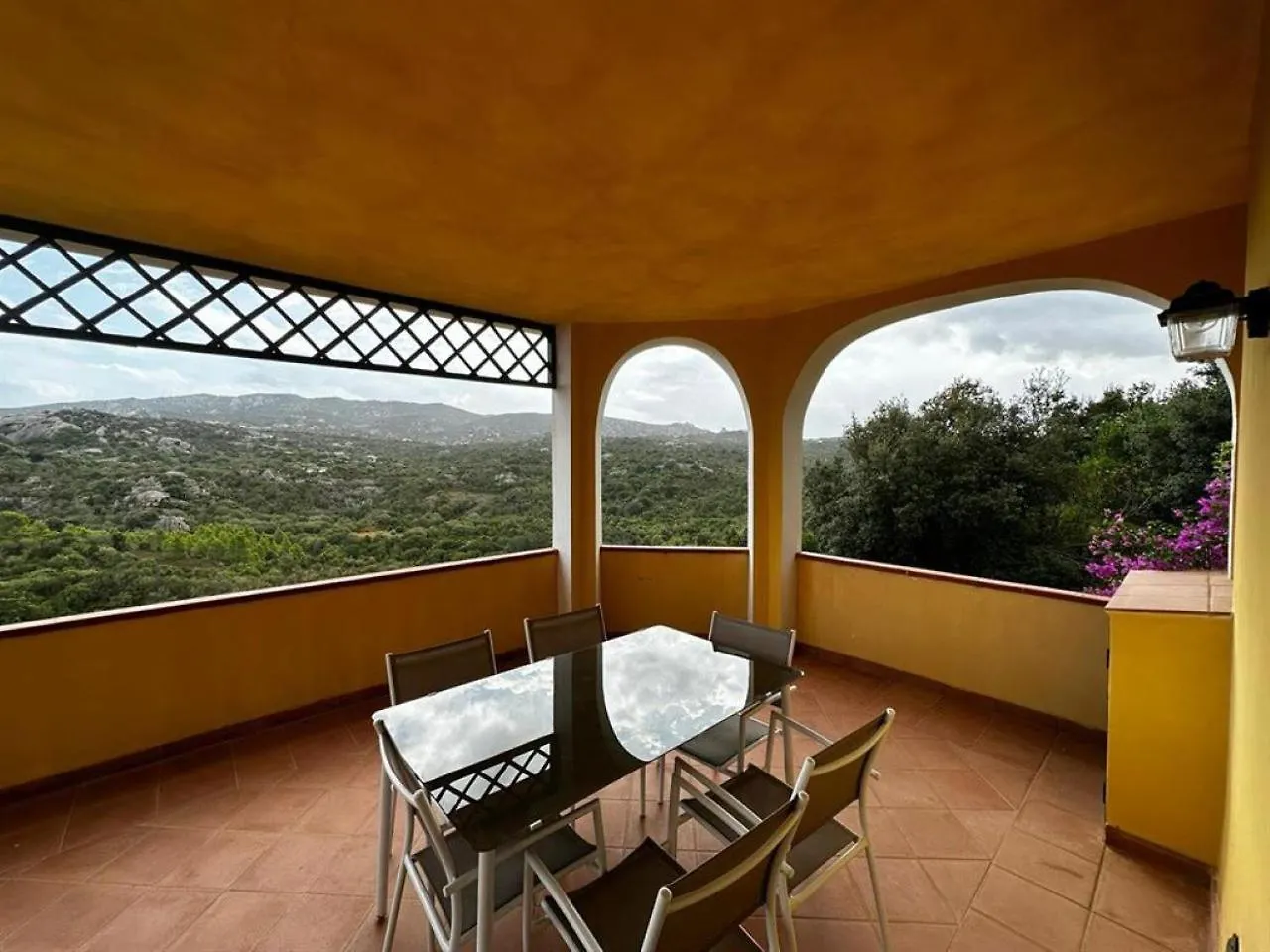 Aparthotel Vallemare Residence E Studios Cala Bitta