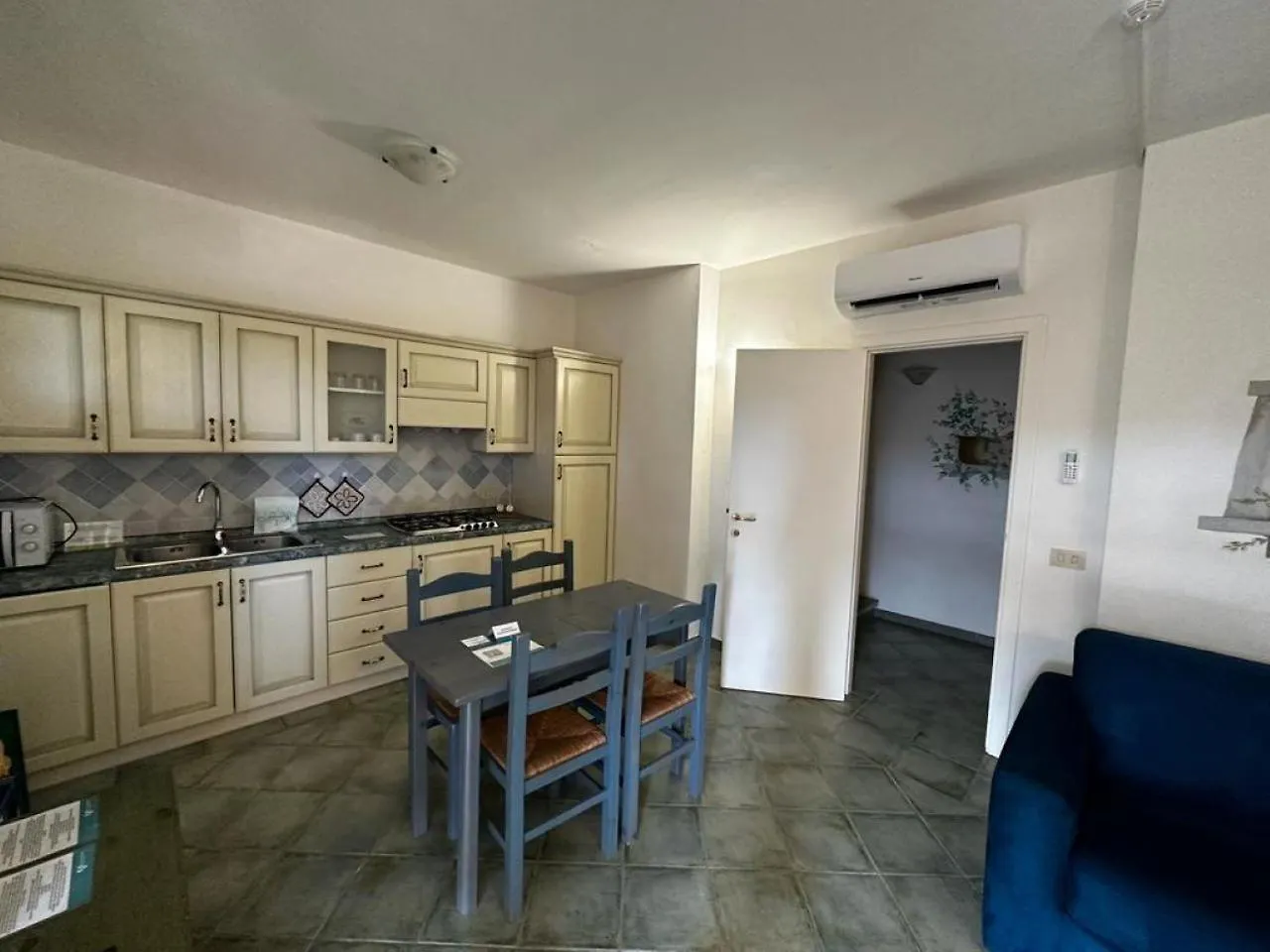 Vallemare Residence E Studios Cala Bitta Aparthotel