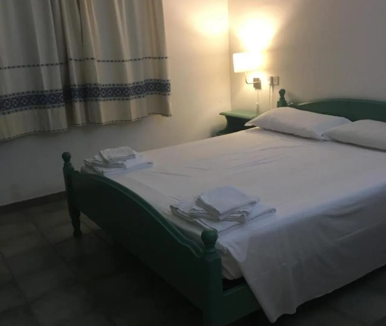 Vallemare Residence E Studios Cala Bitta Aparthotel