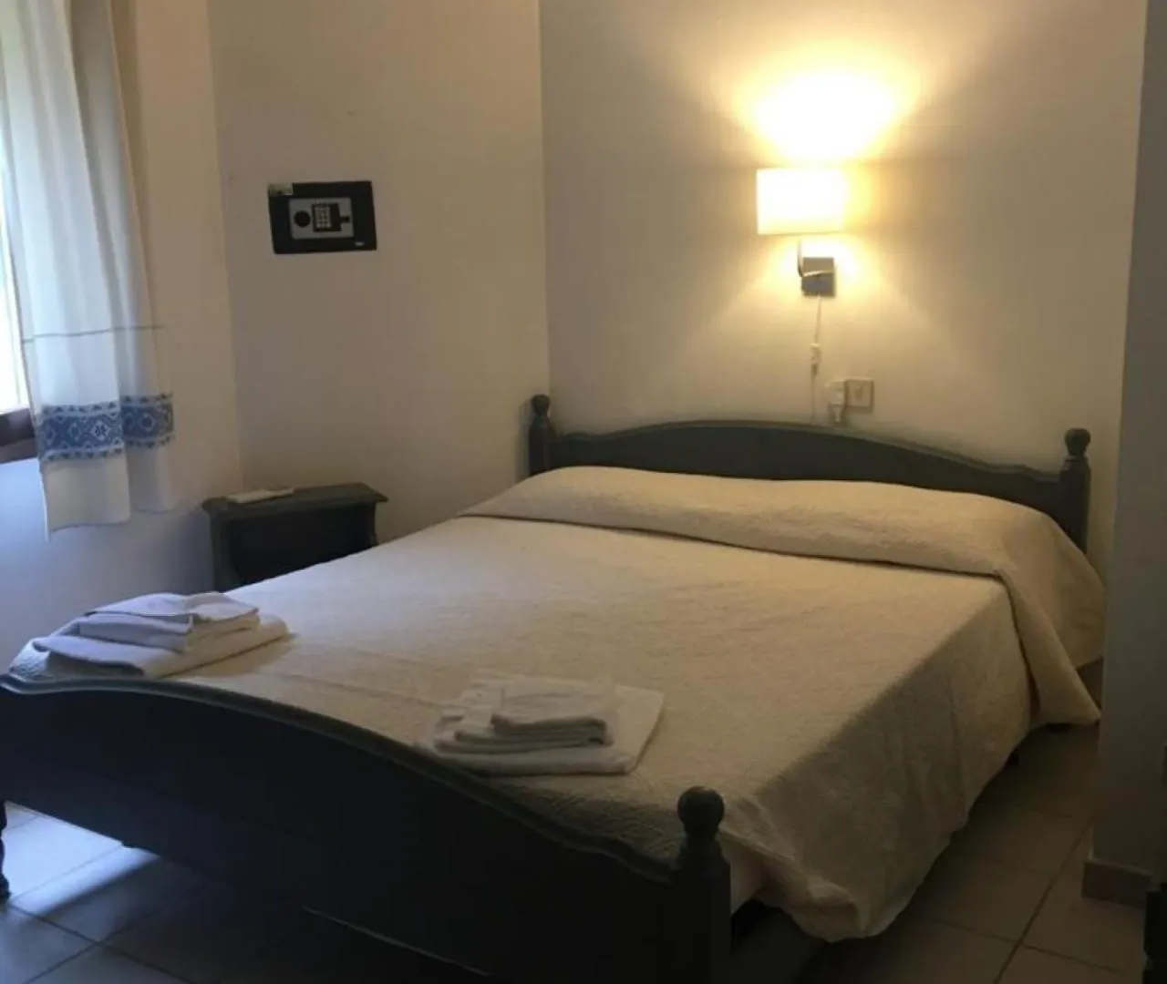 Vallemare Residence E Studios Cala Bitta 3*,  Italy