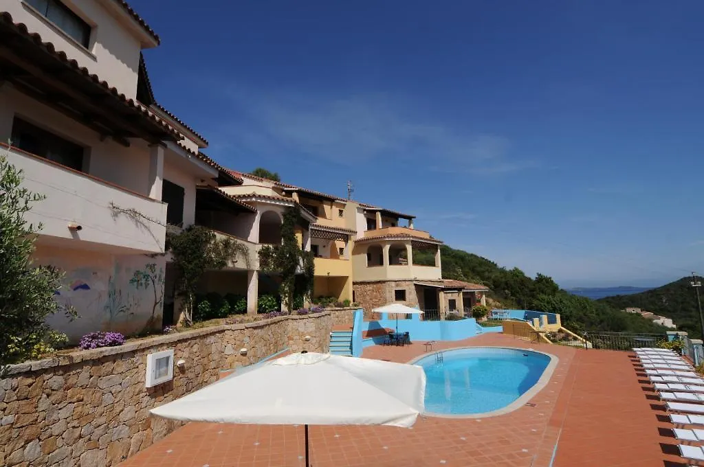 Aparthotel Vallemare Residence E Studios Cala Bitta